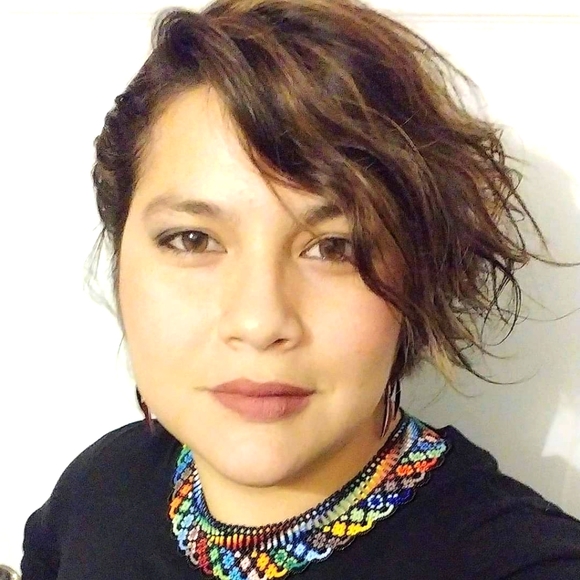 Meet your Posher, Ana - Picture 1 of 1